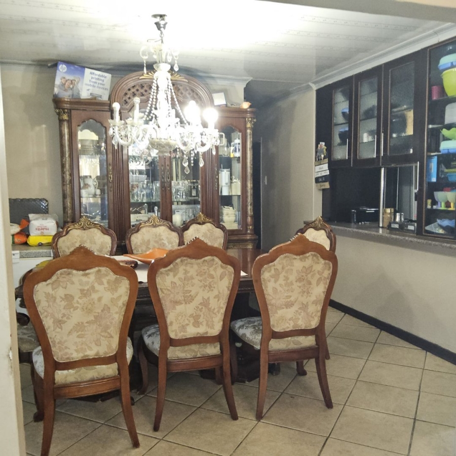 4 Bedroom Property for Sale in Grasslands Free State